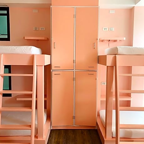 8-Bed Mixed Dormitory Room