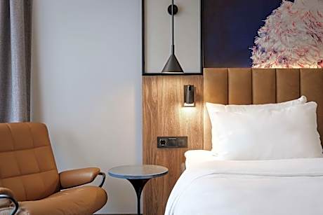 Premium Room with Skyline View