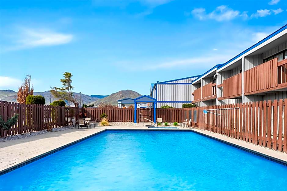 Best Western Chieftain Inn