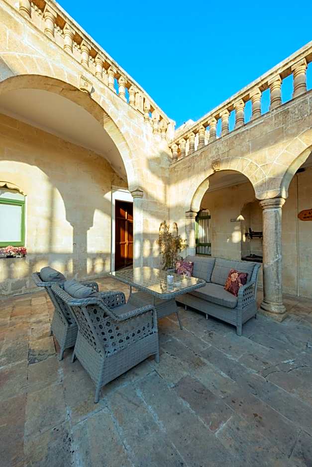 Narlı Ev Butik Otel