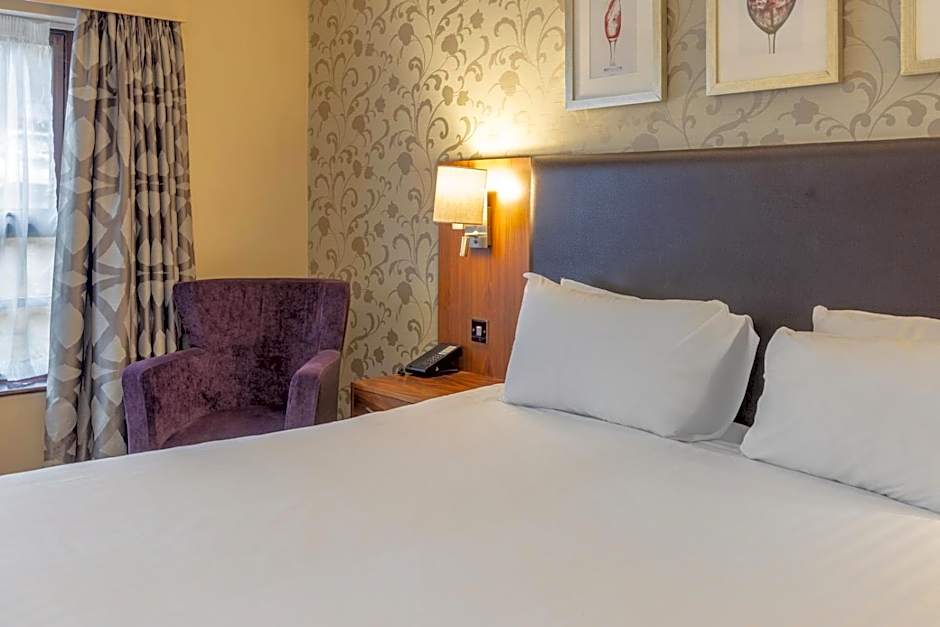 Gloucester Robinswood Hotel, BW Signature Collection