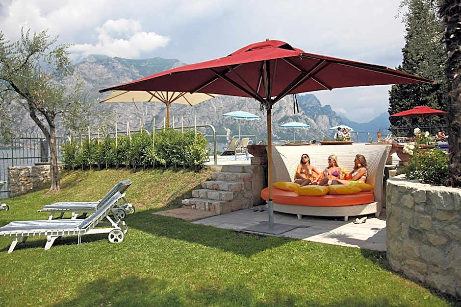 Hotel Sailing Center