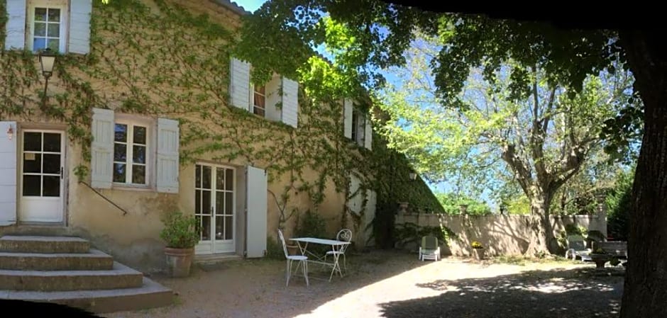 le relais d'elle