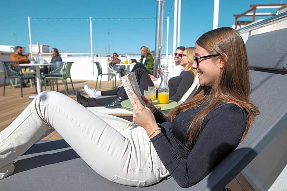 Aila II Hotel Boutique by SingularStays - Digital Access