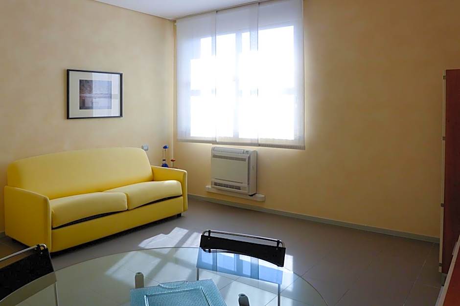 Vista Hotel & Residence