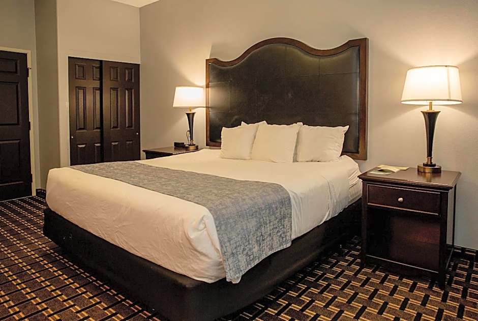 Evangeline Downs Hotel, Ascend Hotel Collection