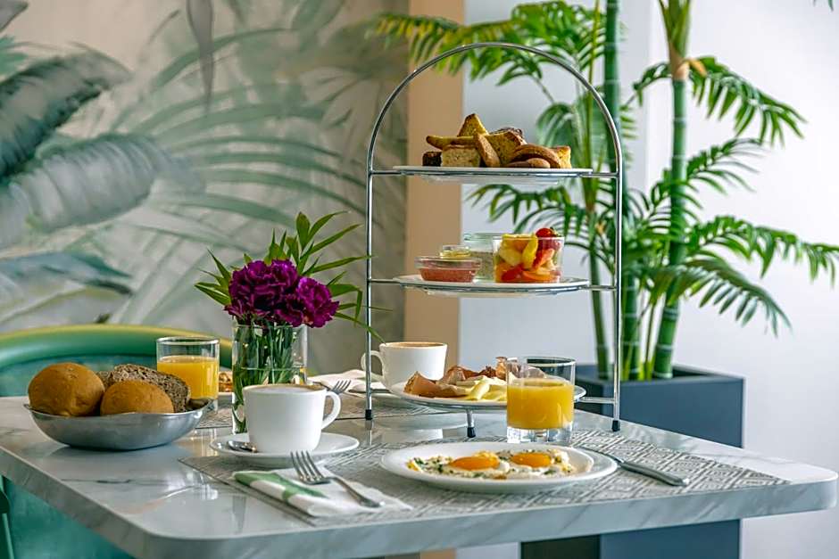 Salus Smart & Chic Hotel