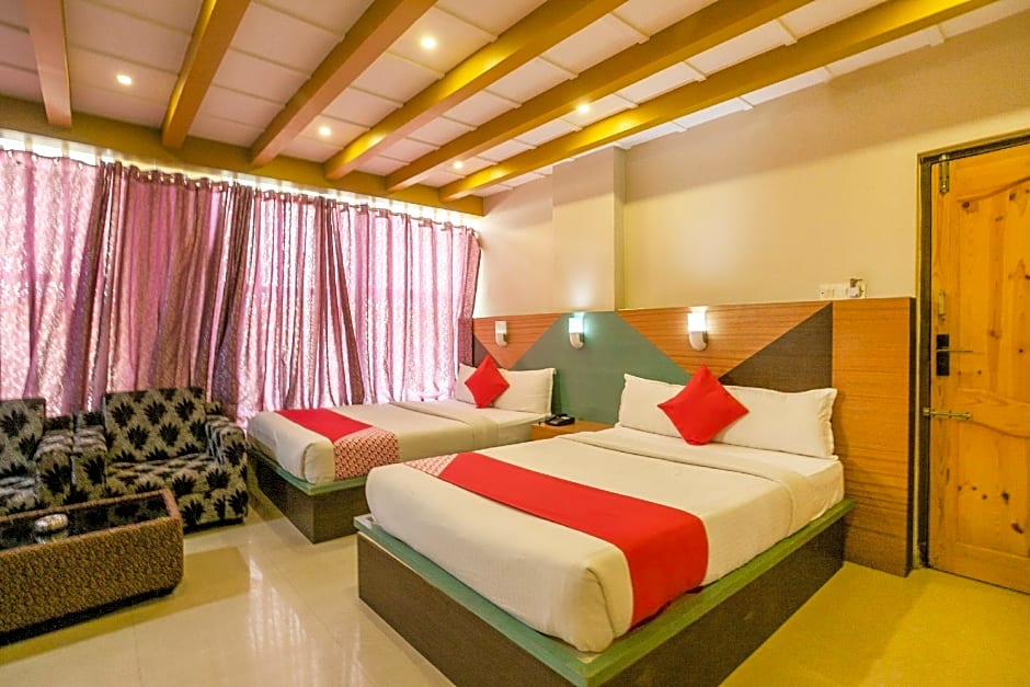 OYO 436 Emirates Suites