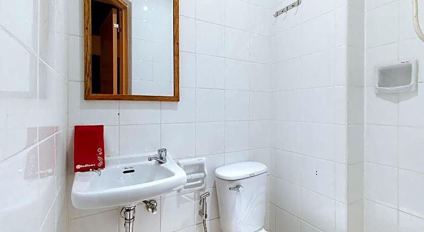 RedDoorz near EDSA Camp Crame