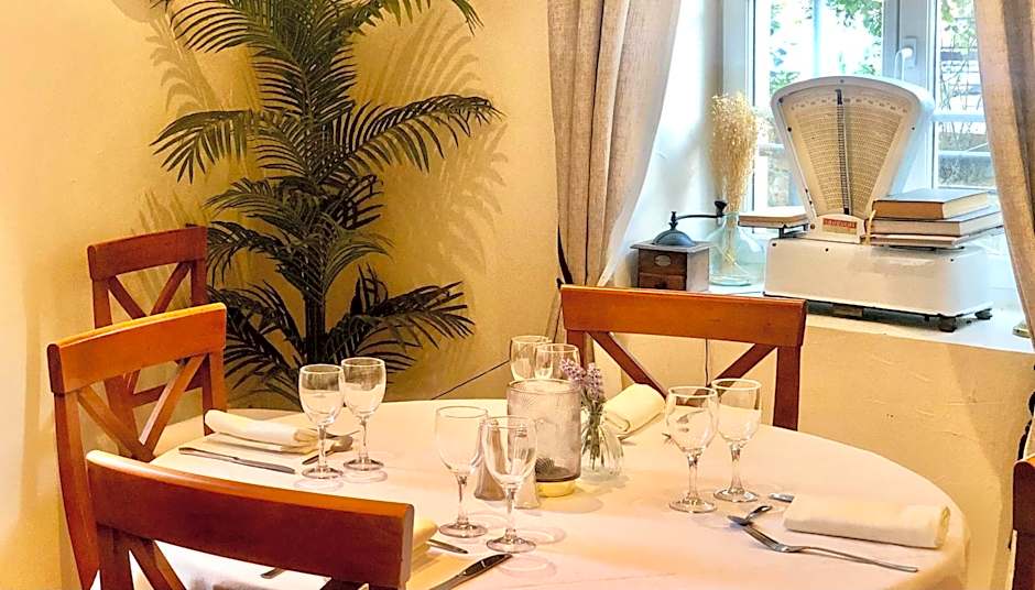 Logis hôtel et restaurant La Bastide Cabezac