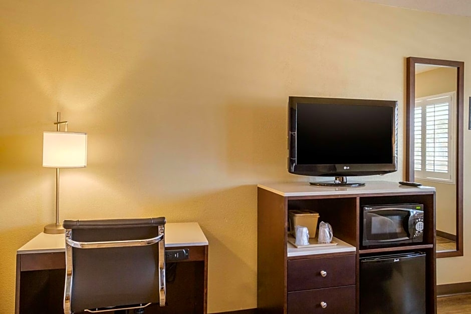 Comfort Inn San Diego Airport At The Harbor