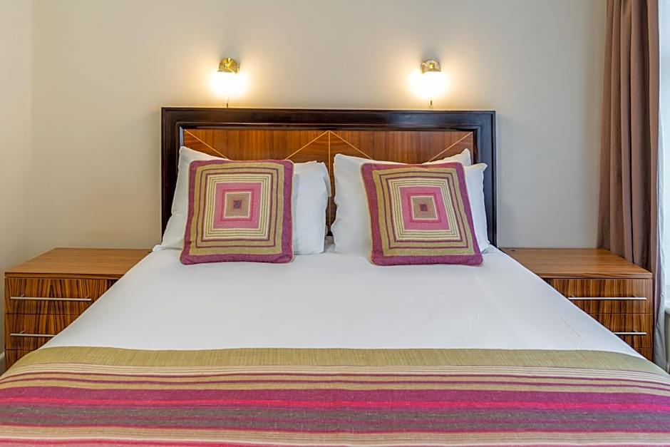Heathlands Hotel
