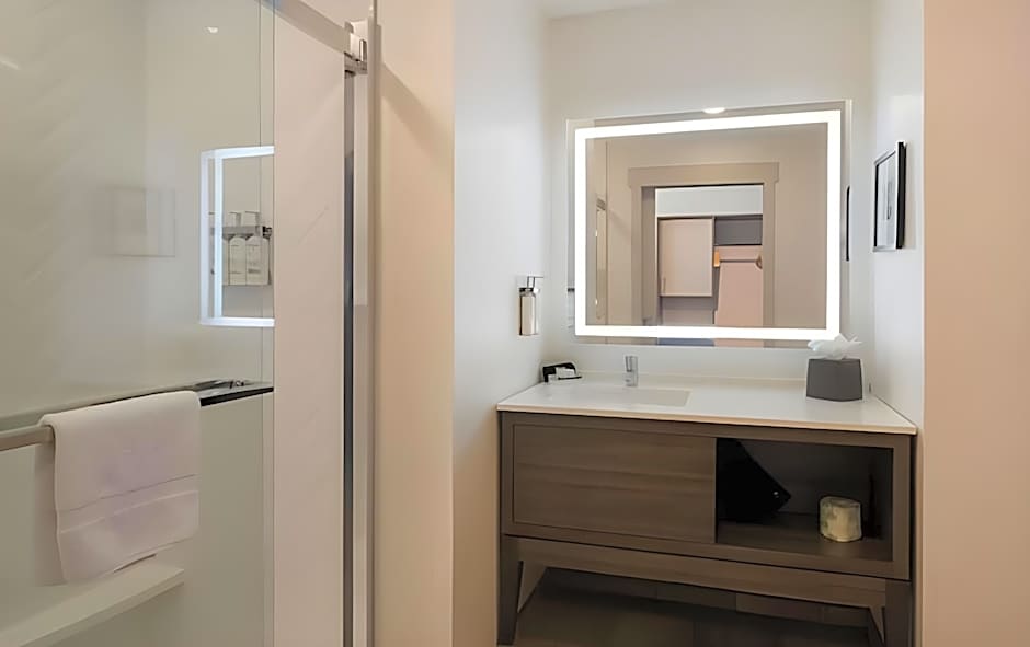 Holiday Inn Hotel And Suites Mt Juliet Nashville Area By IHG