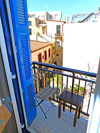 Double or Twin Room with Partial Sea View