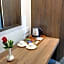 Leo Suites