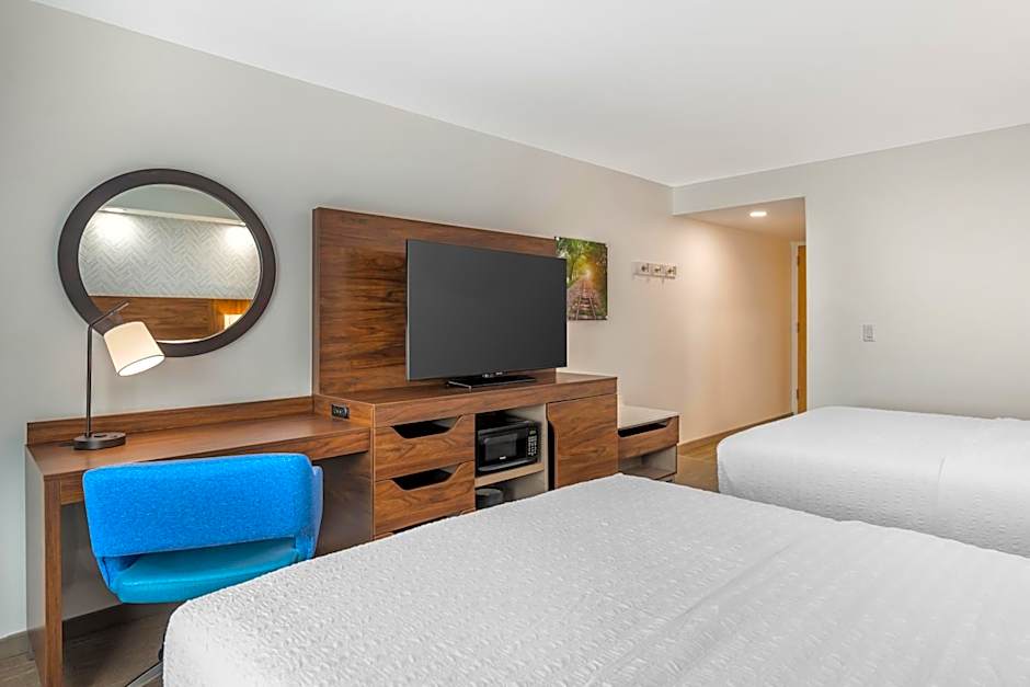 Hampton Inn By Hilton Petersburg-Ft. Lee