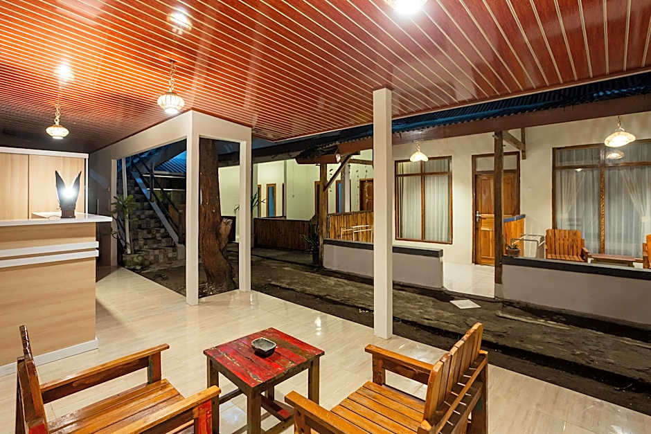 Creative Trawangan Stay