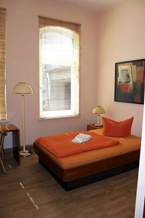 Am Lindenhof - Self Check-In Hotel