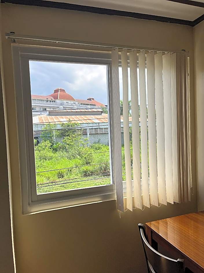 Jun and Helen Hotel and Restaurant