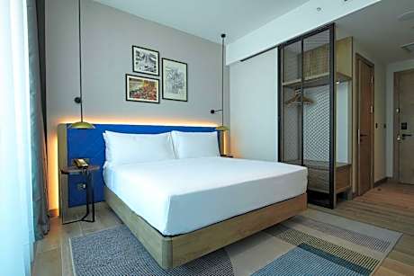 King Room with Sofa Bed