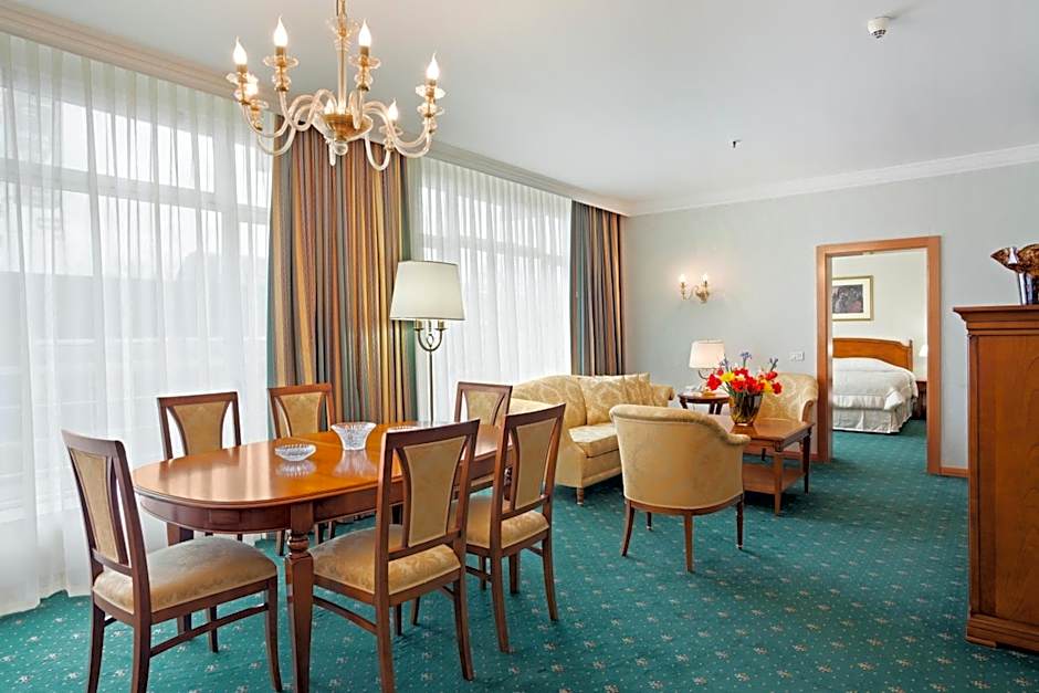 Holiday inn Skopje By IHG