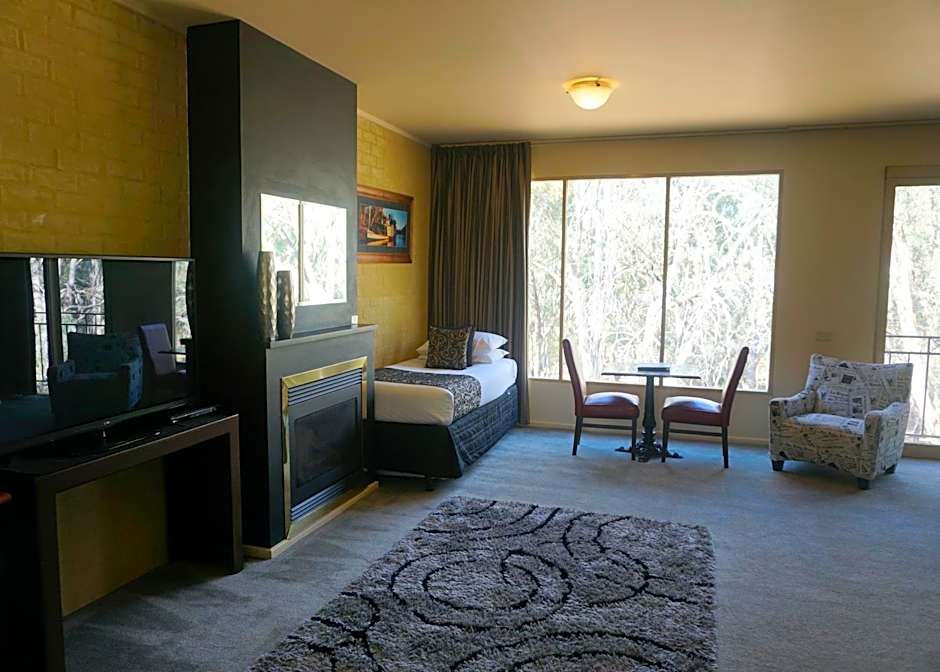 Madison Spa Motel - Adults Only