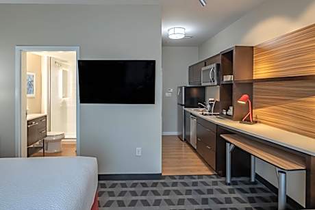 Studio, 1 King Bed with Sofa bed (1 King Bed and 1 Double Sofa Bed)