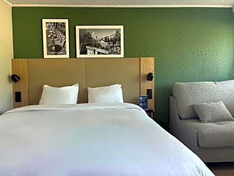 Standard Room - 1 Queen Bed 1 Sofa Bed