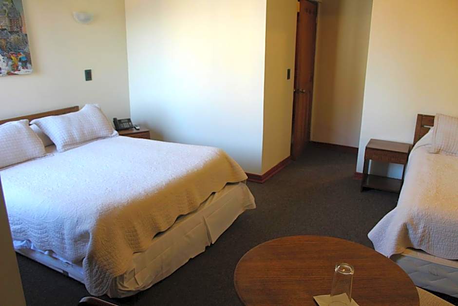Hotel Antupiren