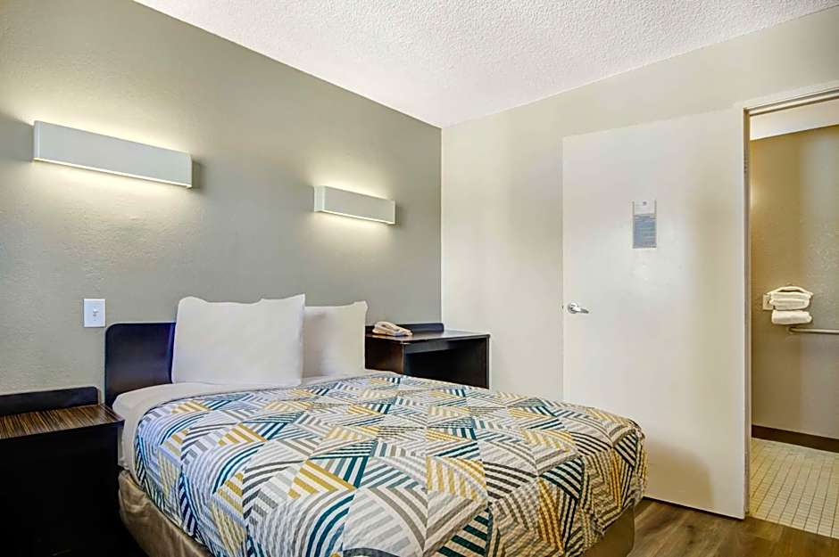 Motel 6-San Jose, CA - Airport