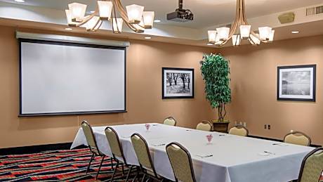 Holiday Inn Oklahoma City Airport By IHG