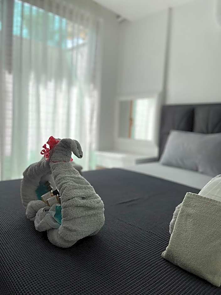 Gardenya Lara Suit Hotel