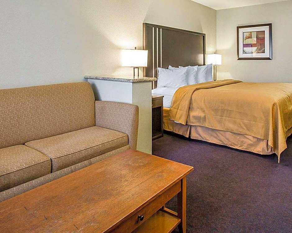 Quality Inn & Suites Woodland
