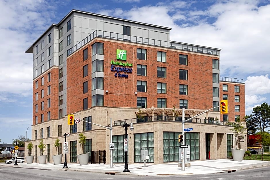 Holiday Inn Express And Suites Ottawa Downtown East