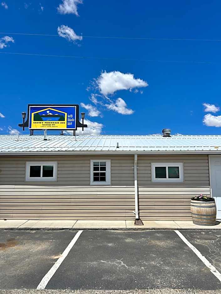 Snowy Mountain Inn