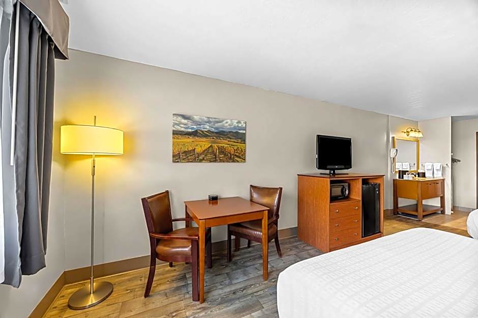 Best Western Inn At The Rogue