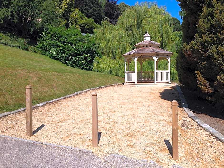 Best Western Limpley Stoke Hotel