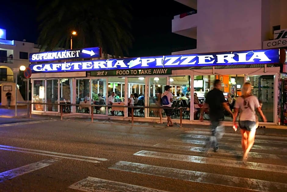 Ibiza JET Apartamentos - Adults Only