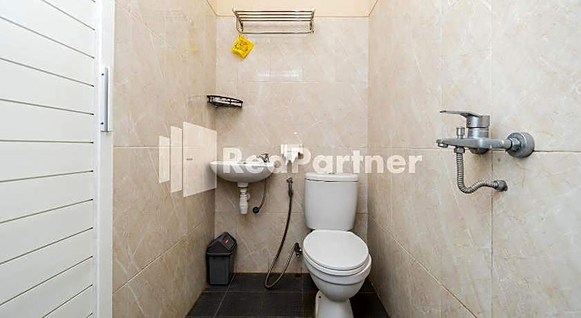 Swun Stay Inn @ Sawahan Mitra RedDoorz