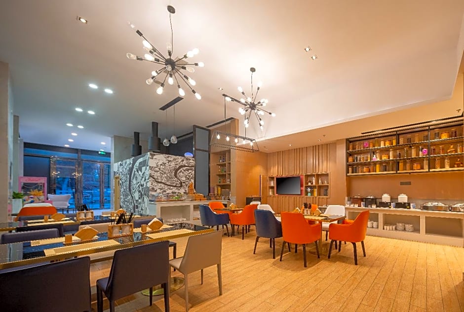 Echarm Hotel Chongqing Guanyinqiao Huangnibang Metro Station