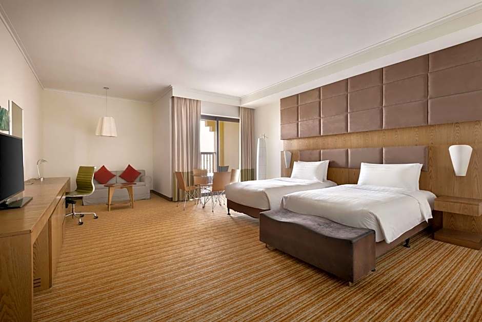 Traders Hotel, Abu Dhabi