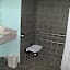 Days Inn & Suites by Wyndham Columbus NE