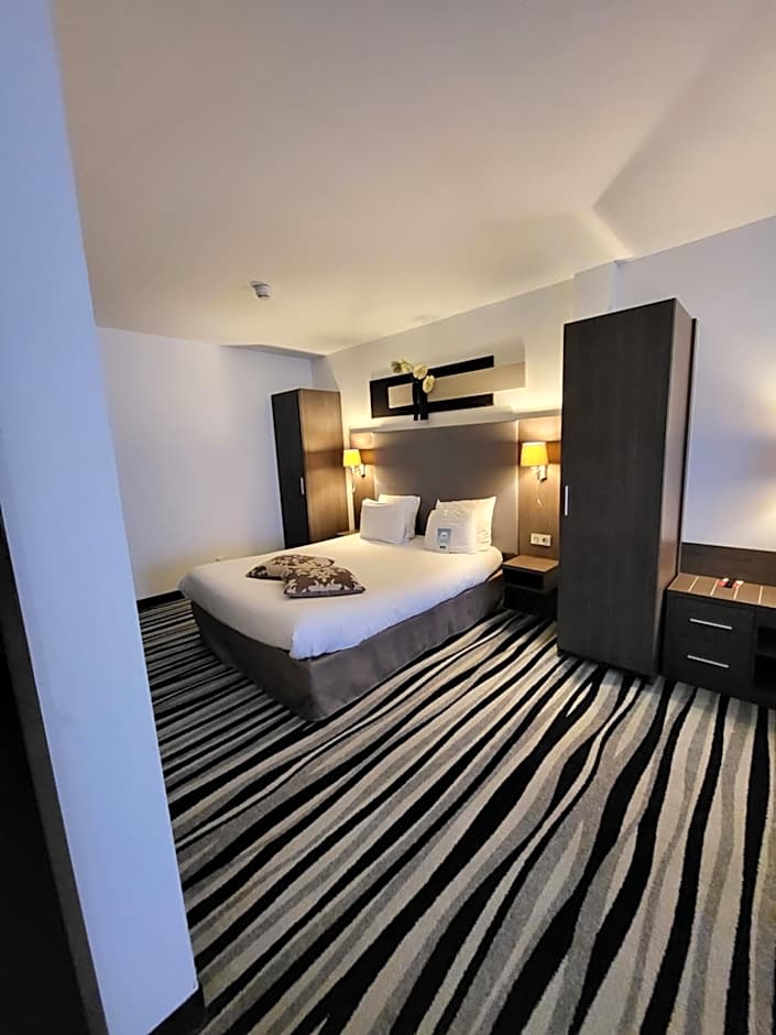 Kyriad Saint Quentin En Yvelines - Montigny