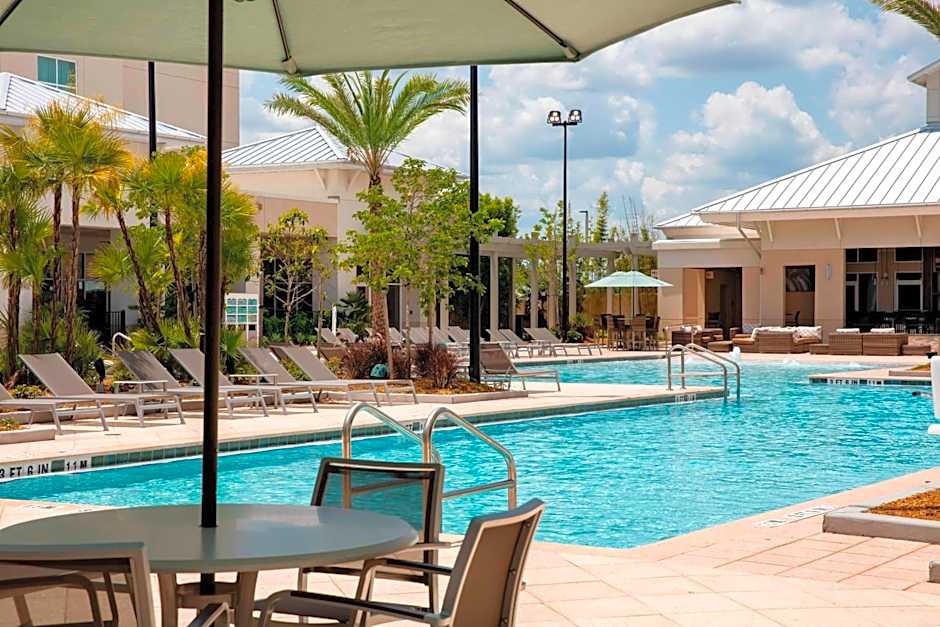 TownePlace Suites by Marriott Orlando at FLAMINGO CROSSINGS Town