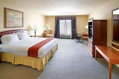 1 King Bed Standard