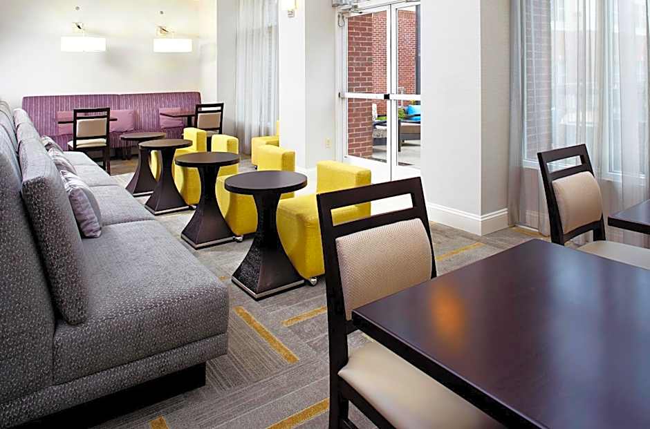 Homewood Suites Charlotte Airport Hotel – Charlotte, NC