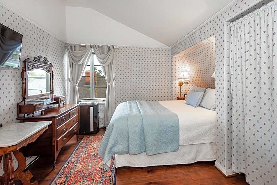 Bath Street Inn
