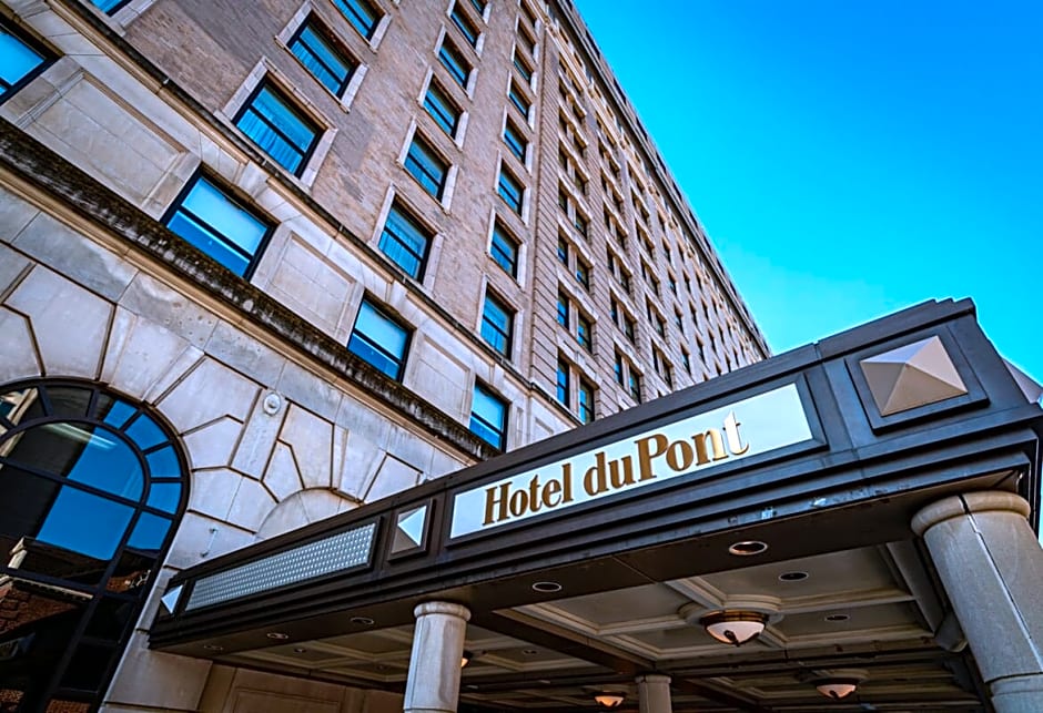 HOTEL DU PONT