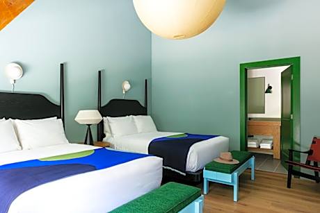 Double Queen Room