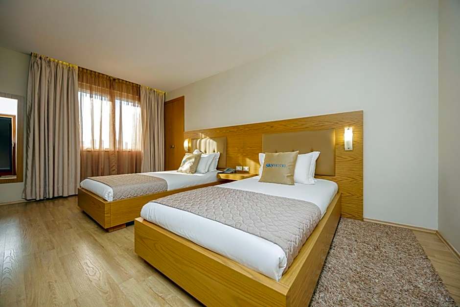 Sky Hotel Tirana